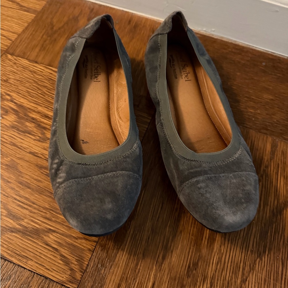 Josef Seibel Charcoal Suede Women's Flats